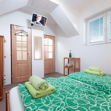Rozkos Hotel