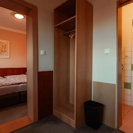 Rozkos Hotel 3*